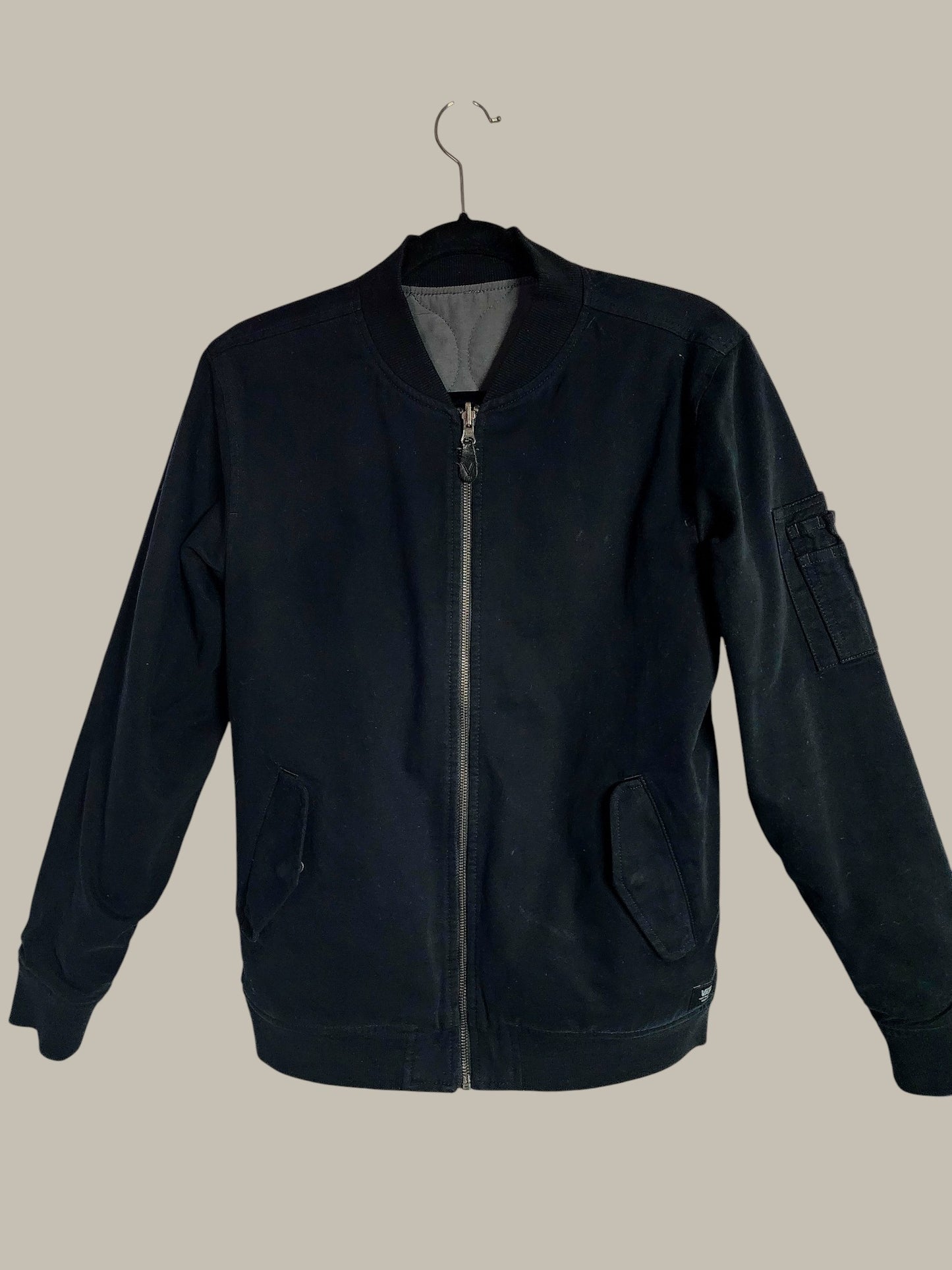 Vans - Reversible Jacket - black Felt and grey quilted nylon stitch with Pockets Small