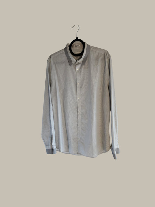 Calvin Klein - 100% Cotton - Grey / White Pin Stripe Large