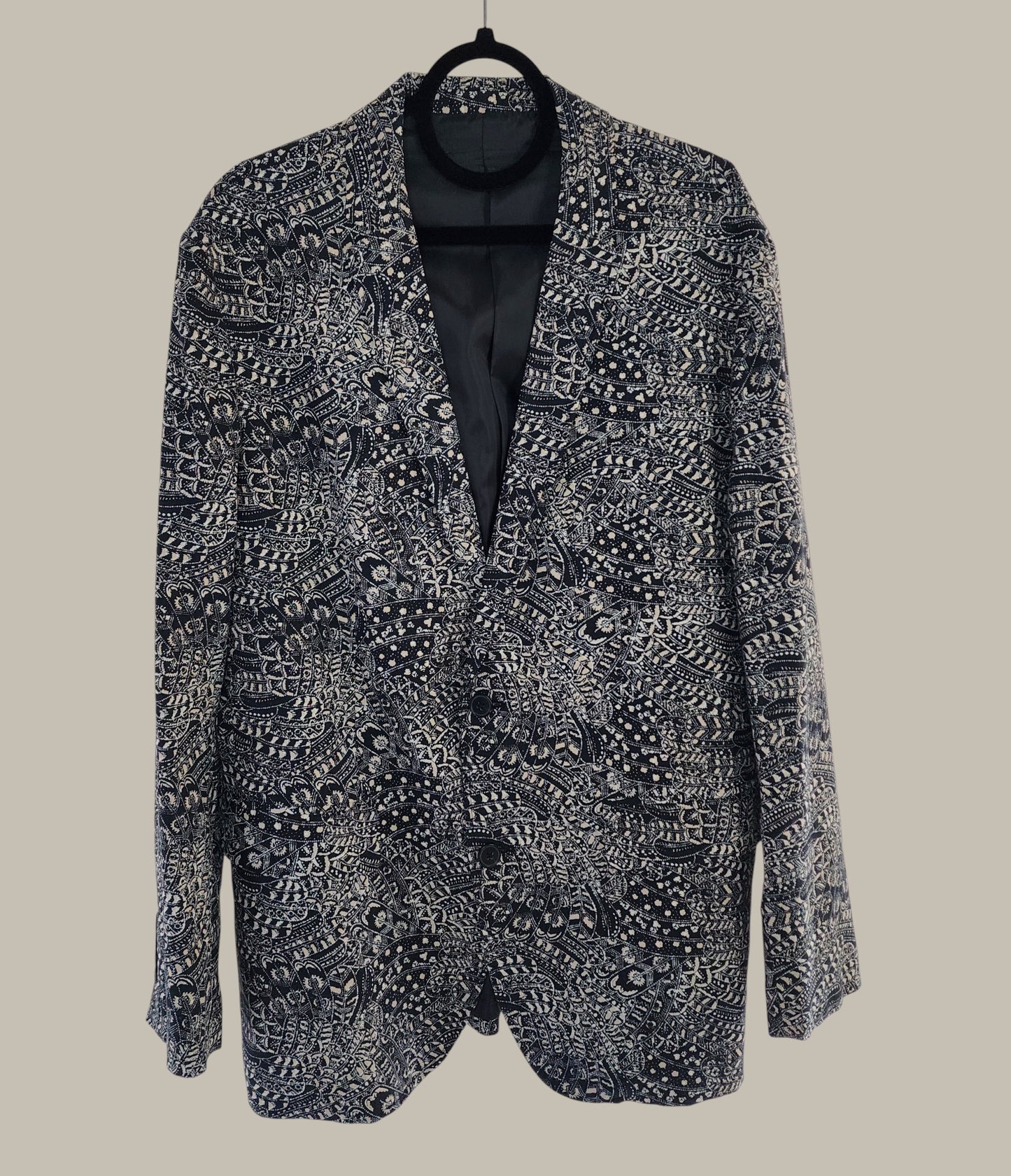 Vintage - Black / Stone Jacquard - Viscose Poly 42