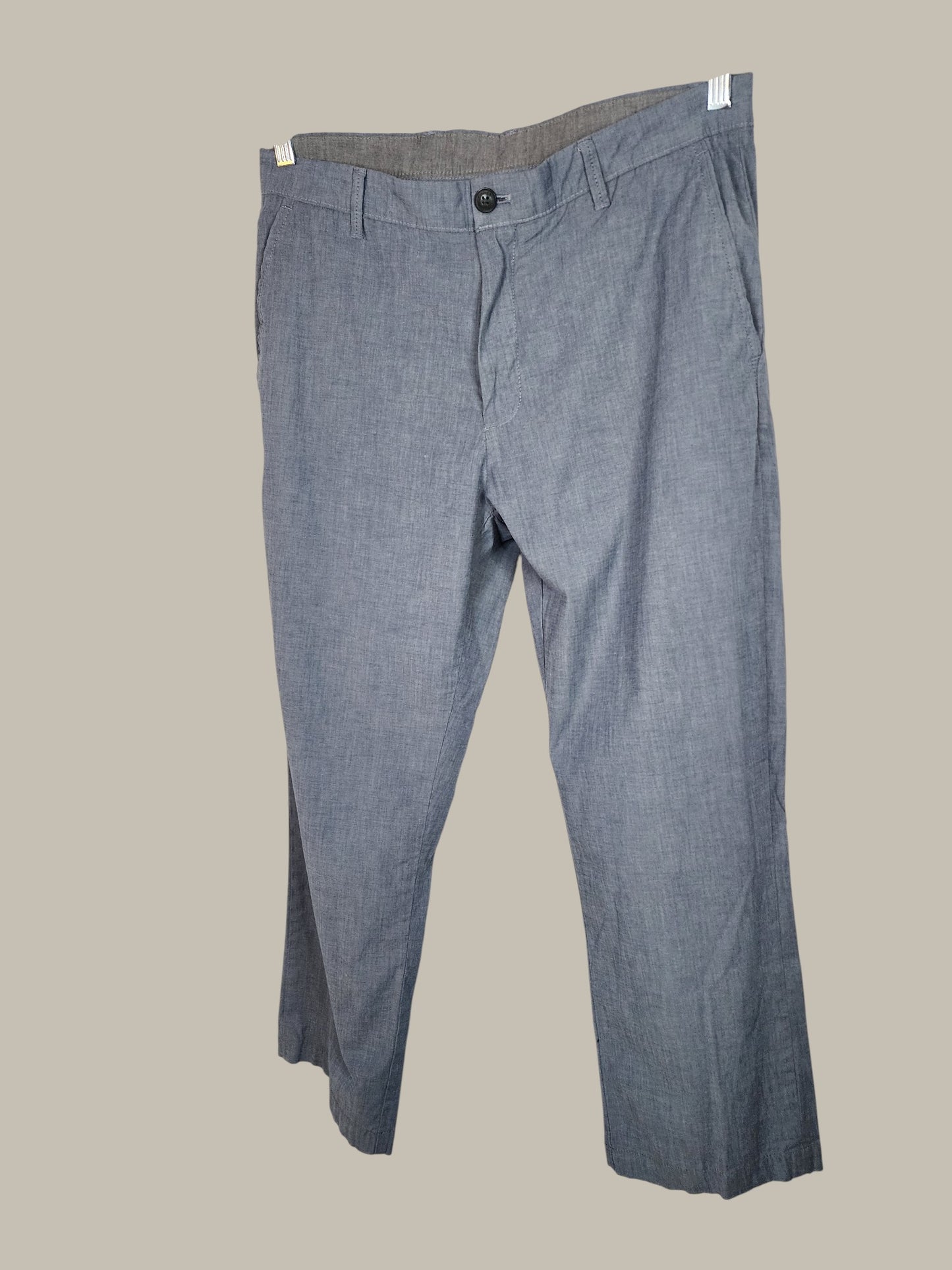 Calvin Klein brushed light weight chambray pant 36/26 cropped: