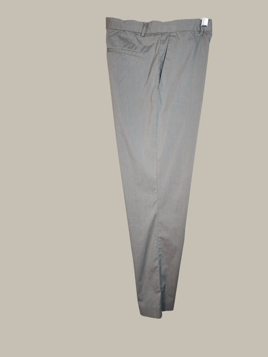 Calvin Klein- Gray / Lightweight - Cotton - Nylon (32/30)