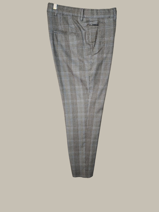 Perry Ellis- 32/30 Stretch - Poly Rayon - Elastane - Plaid Grey - Straight Leg