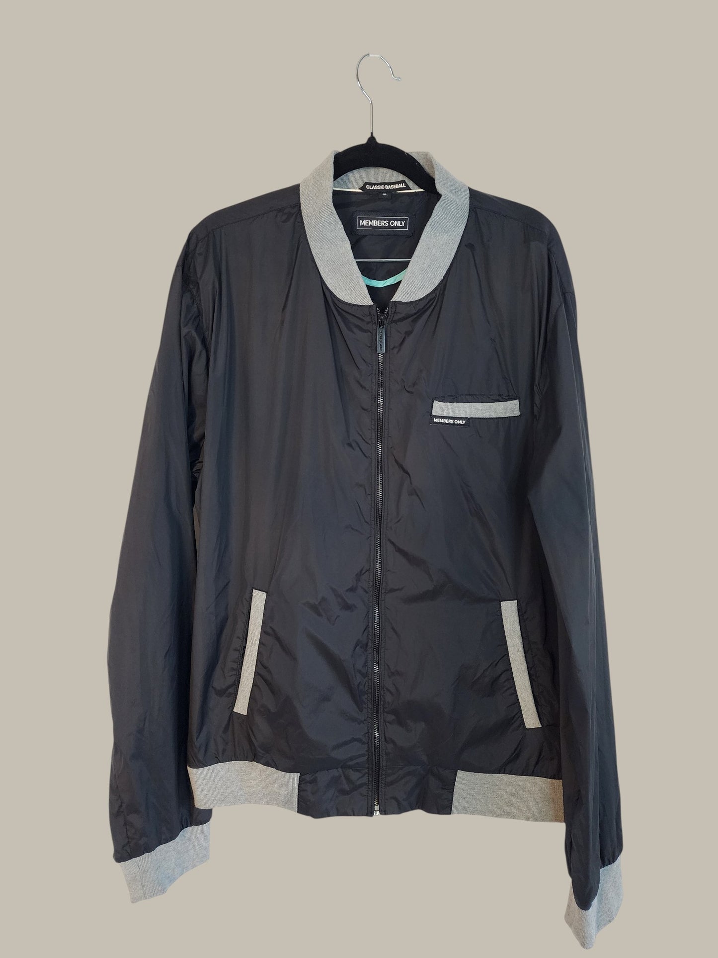 Members Only - Black bomber Jacket - Polyester Medium