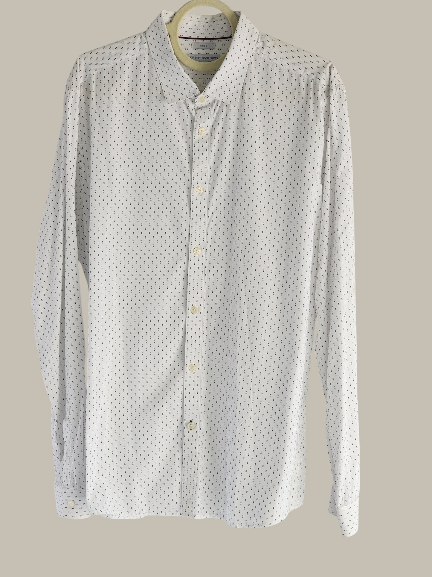 Jules- White / Black - Pin Dot - L/S Shirt large